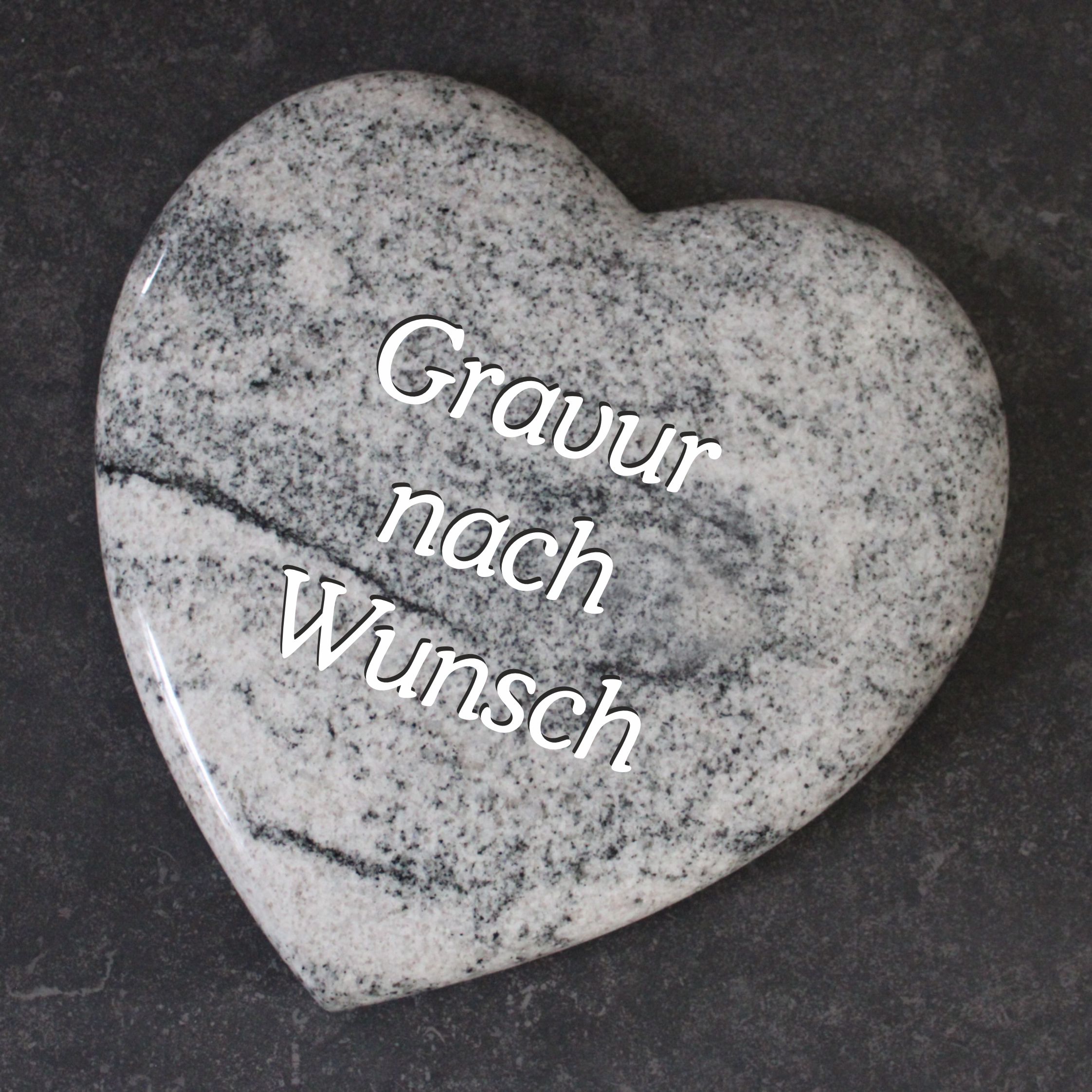 Herz, 30cm, Granit Viskont, mit Gravur nach Wunsch